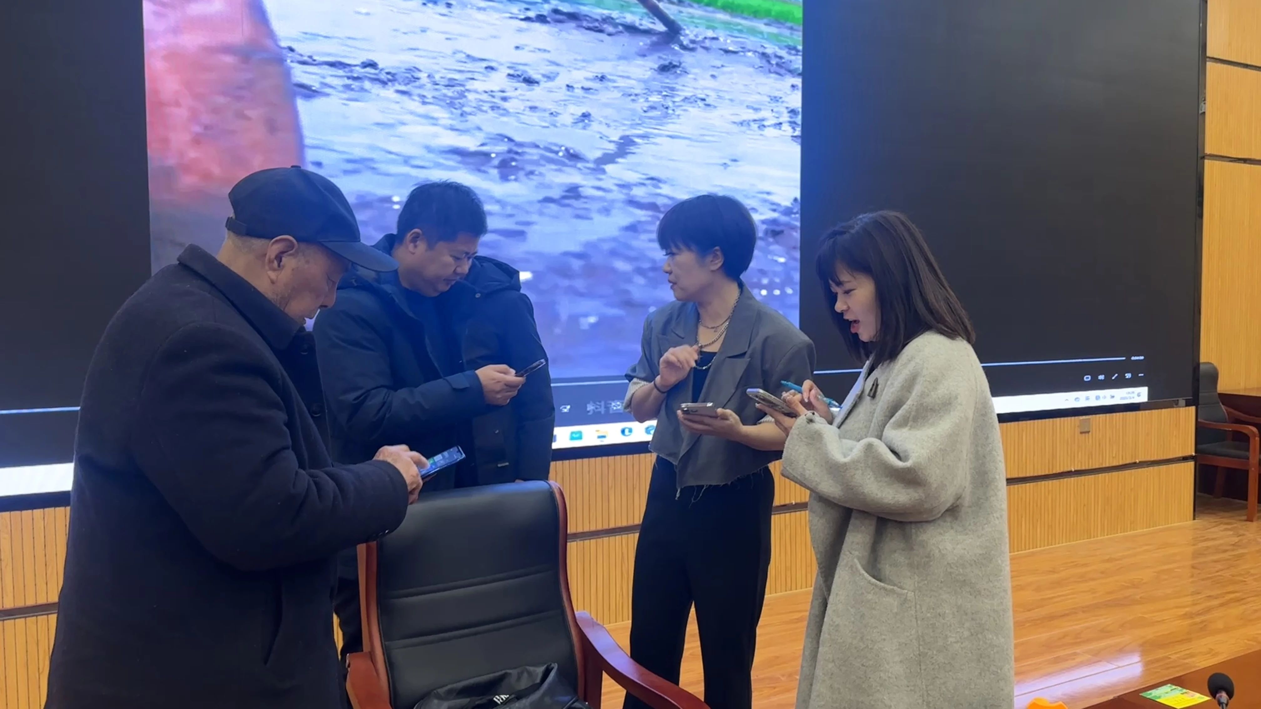 礼泉县《AI+直播，铸造县域经济新质生产力》专题讲座成功举办！